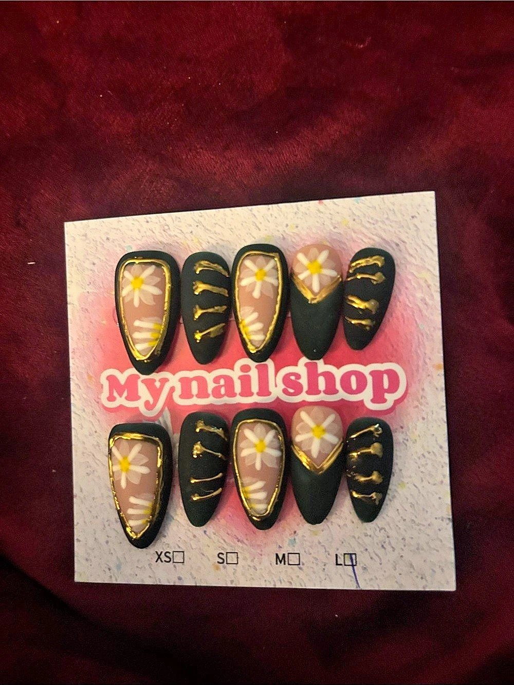 Black & Gold Floral Press-On Nails NWT